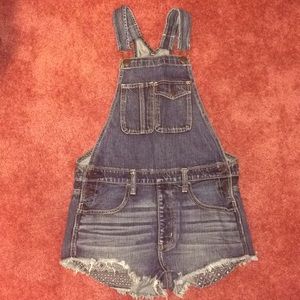 American Eagle overall shorts